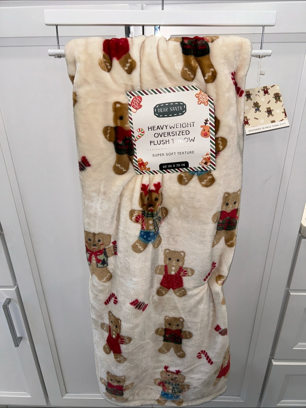 Christmas Gingerbread Cat & Dog Oversized Plush Throw Blanket 60”x70”